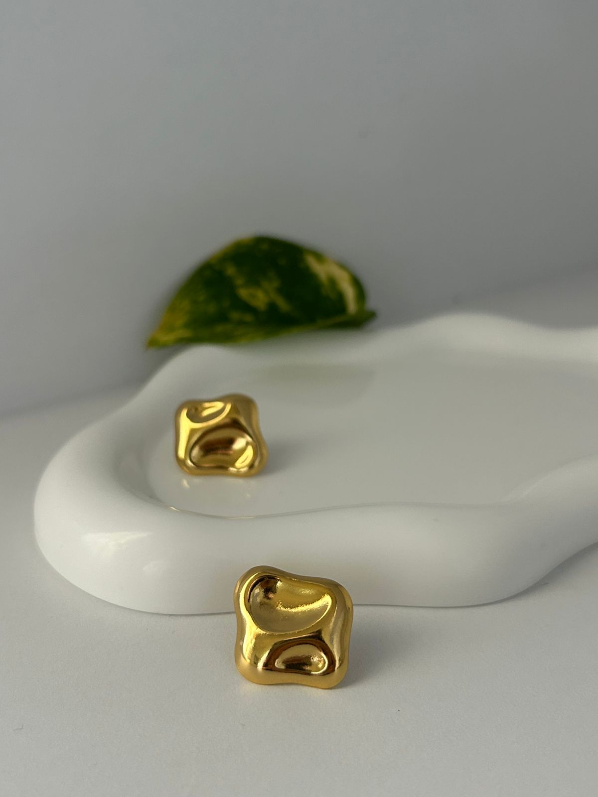 ARETES VELA