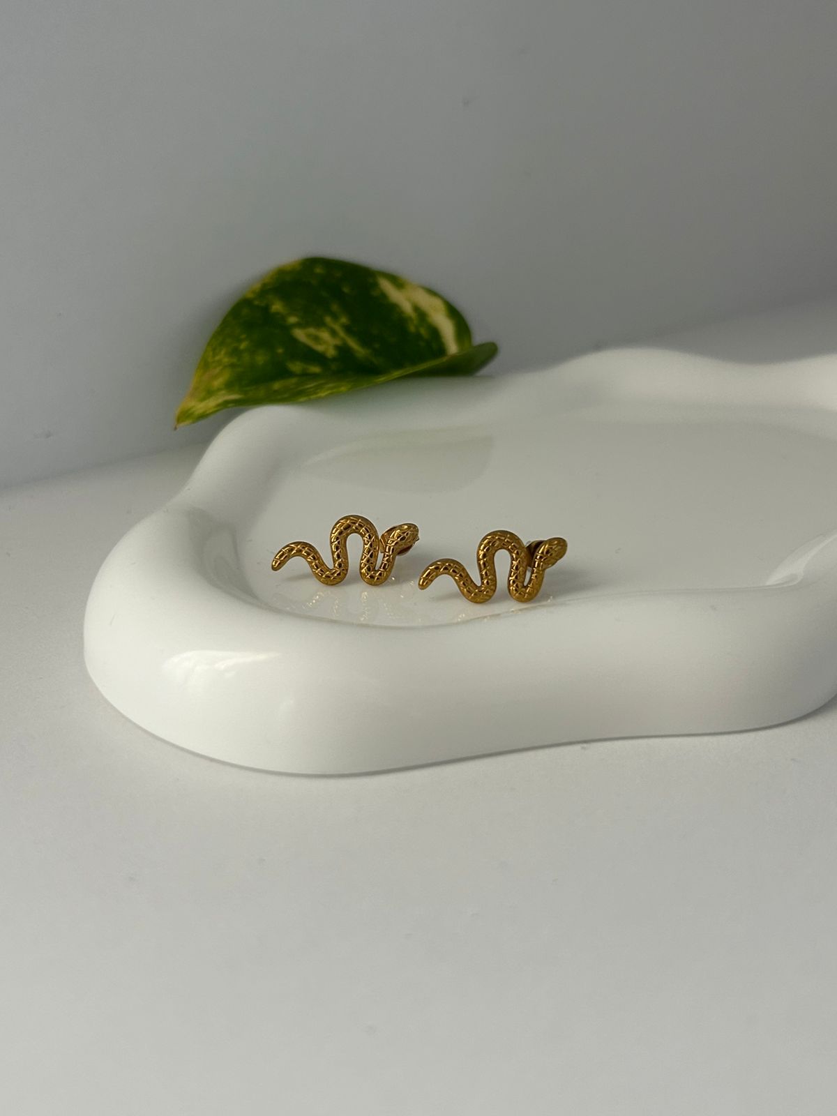 ARETES NAGU