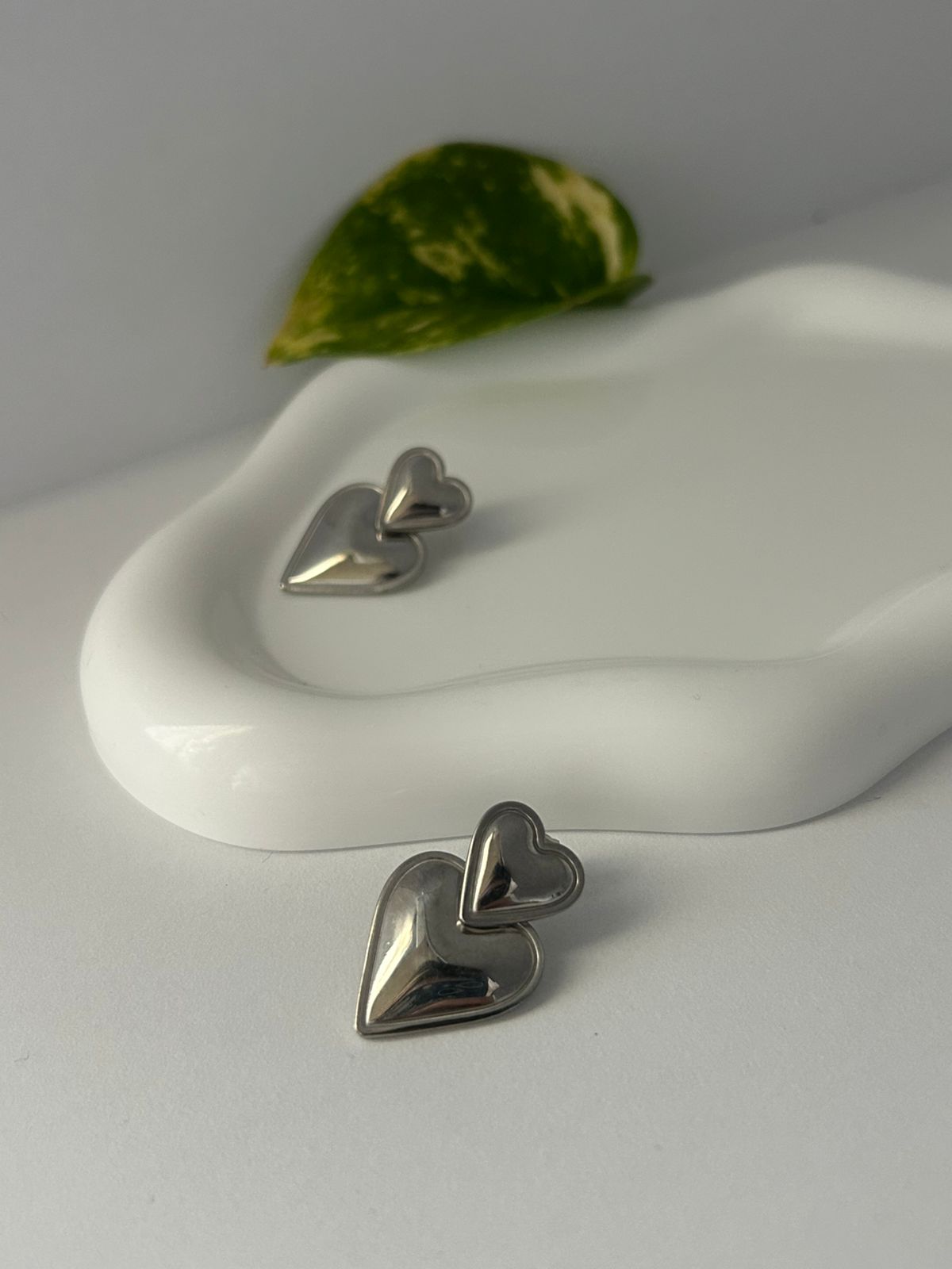 ARETES HELIA