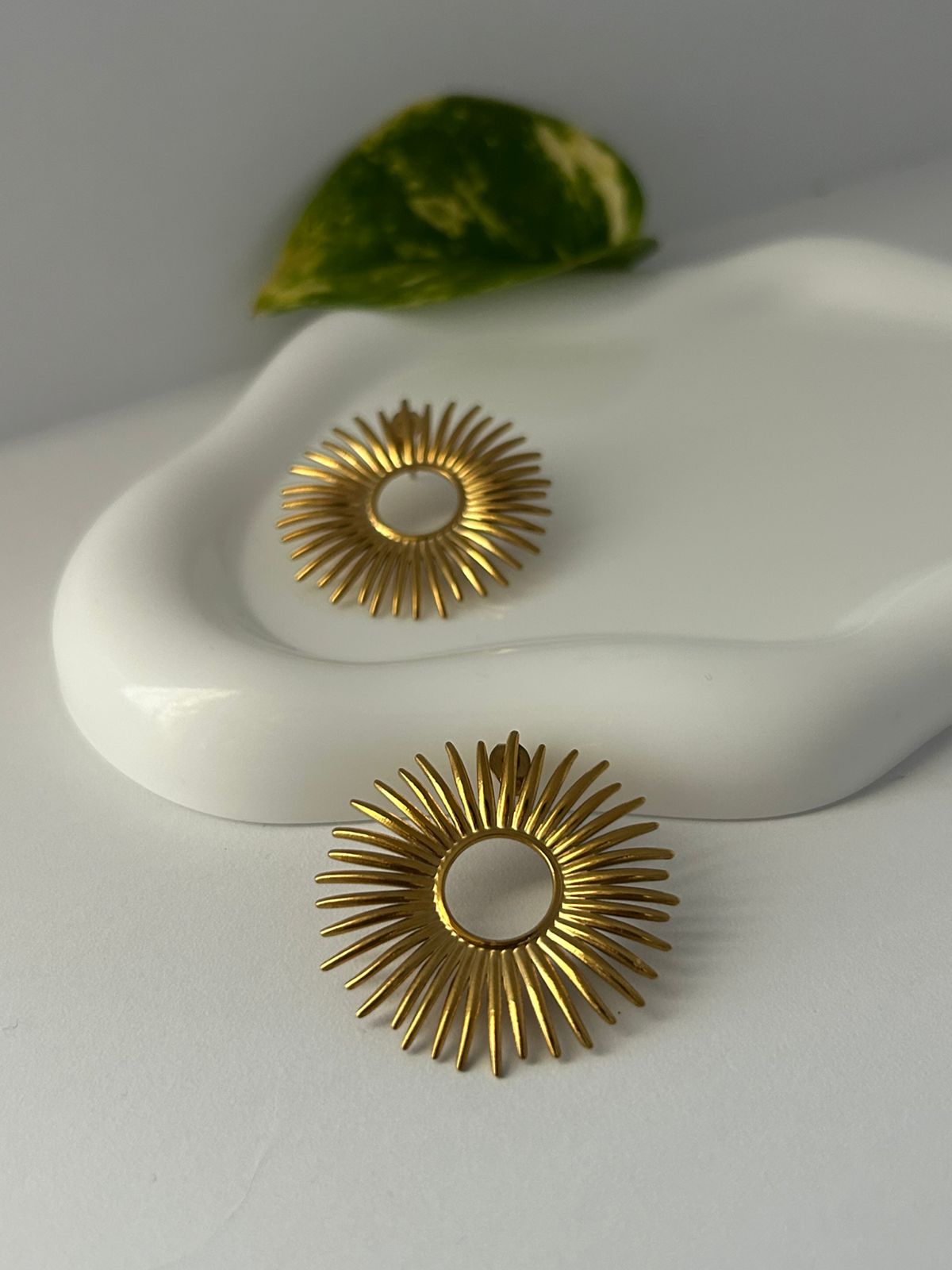 ARETES HARUG