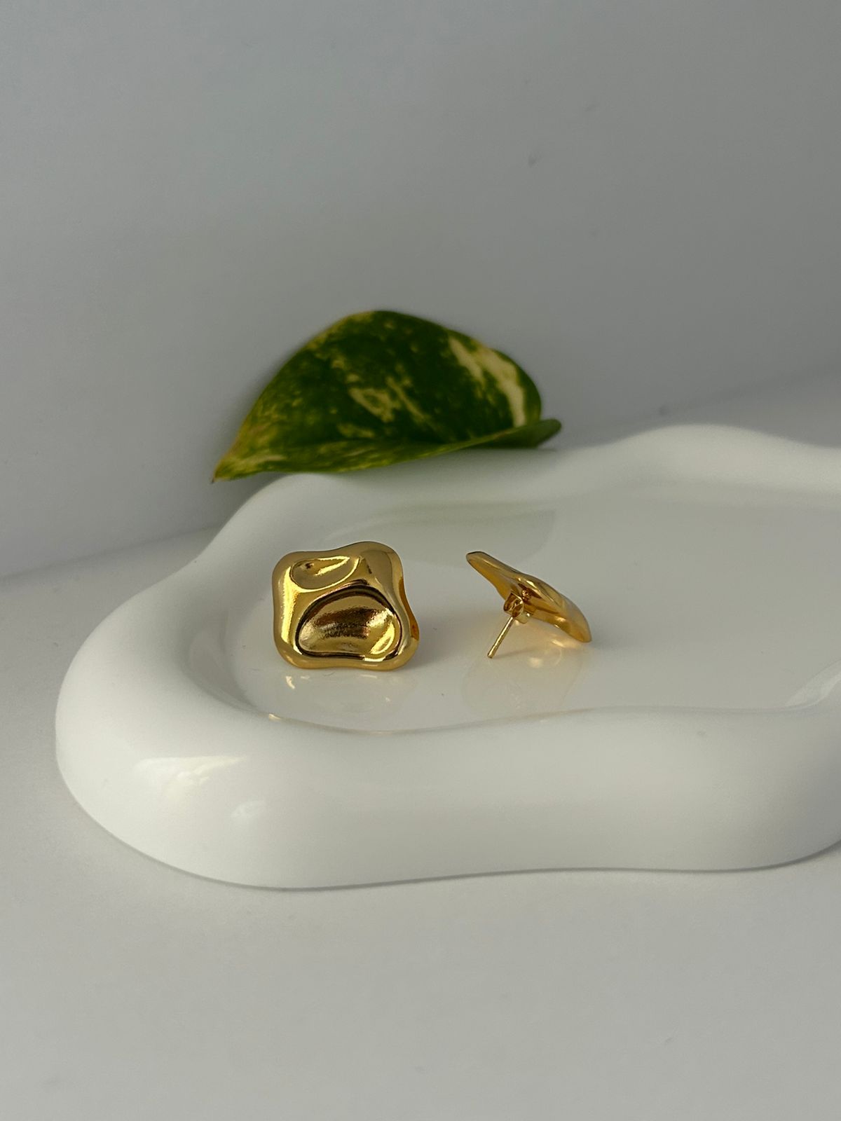ARETES VELA