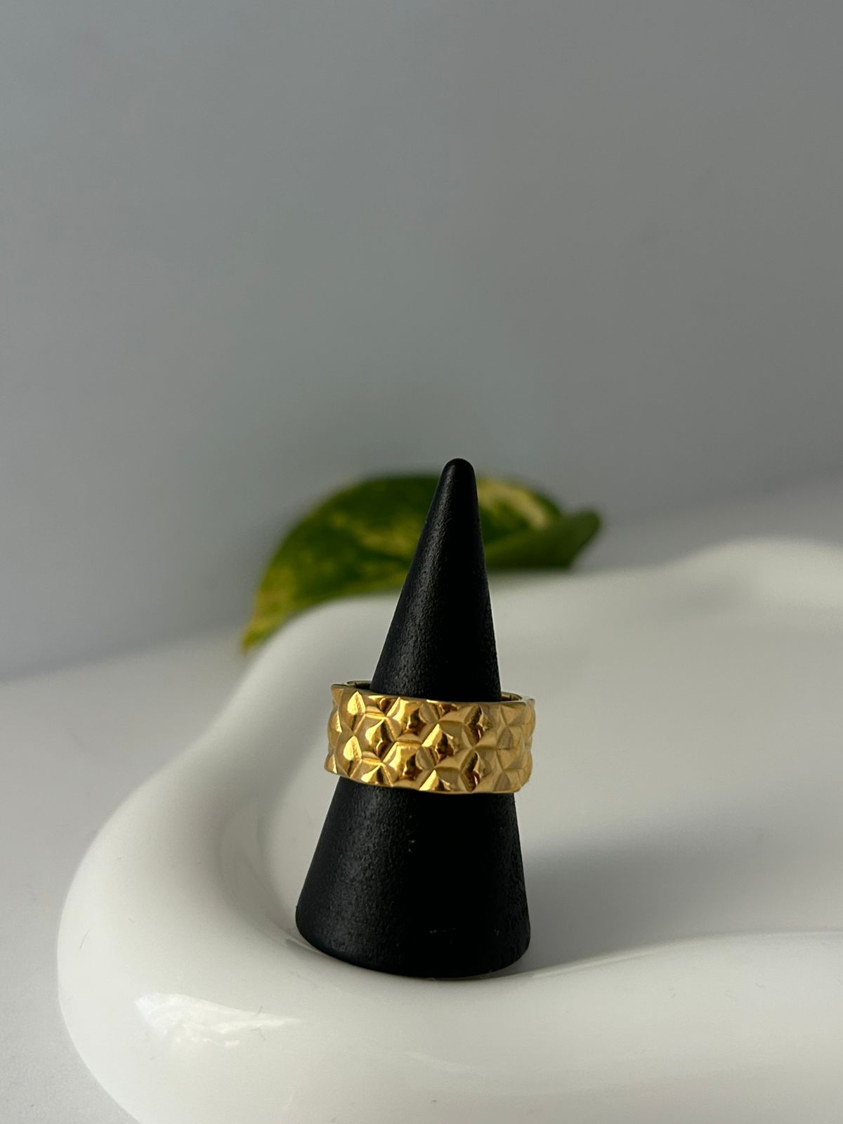 ANILLO ISARA